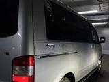 Volkswagen Multivan 2007 года за 7 900 000 тг. в Павлодар – фото 2