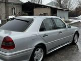 Mercedes-Benz C 200 1993 года за 1 650 000 тг. в Алматы