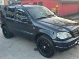Mercedes-Benz ML 320 1997 годаүшін4 200 000 тг. в Талдыкорган – фото 2