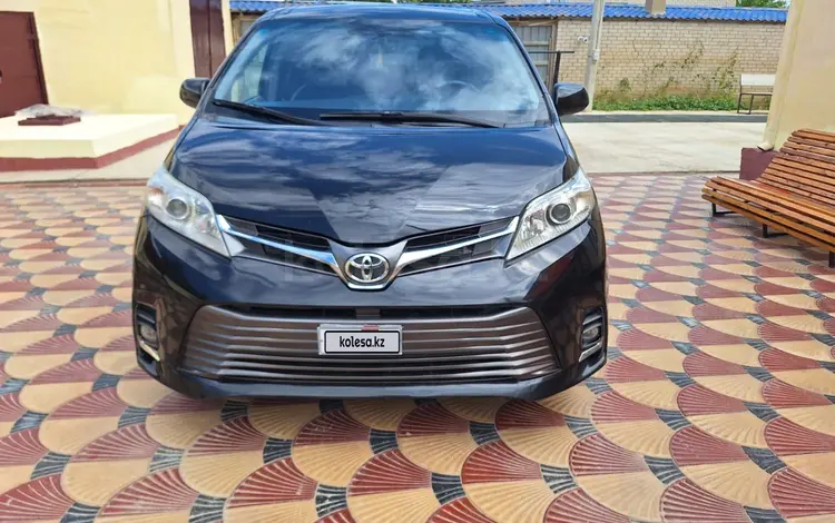 Toyota Sienna 2015 годаүшін10 700 000 тг. в Кульсары