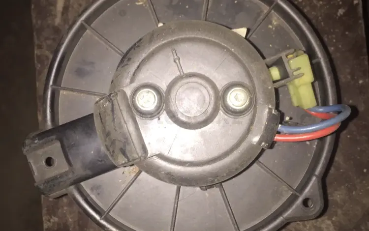 Моторчик печки каризма за 12 000 тг. в Астана