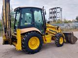 Komatsu  WB93S-5 2014 года за 22 500 000 тг. в Костанай – фото 3