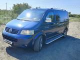 Volkswagen Multivan 2003 годаүшін7 400 000 тг. в Караганда
