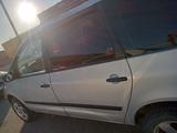 Ford Galaxy 2002 годаүшін2 600 000 тг. в Уральск