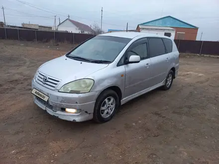 Toyota Ipsum 2003 года за 4 000 000 тг. в Атырау – фото 4