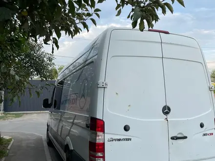 Mercedes-Benz Sprinter 2011 года за 10 500 000 тг. в Алматы – фото 4