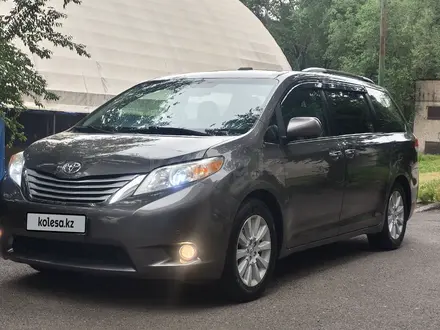Toyota Sienna 2013 года за 12 500 000 тг. в Алматы – фото 20