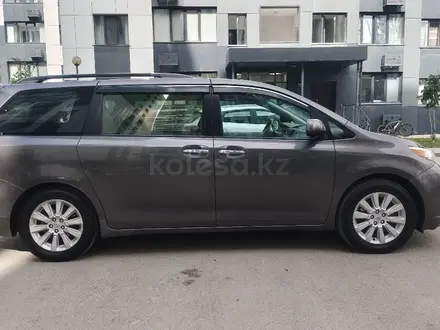 Toyota Sienna 2013 года за 12 500 000 тг. в Алматы – фото 3
