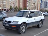 Toyota RAV4 1997 года за 2 900 000 тг. в Астана – фото 3