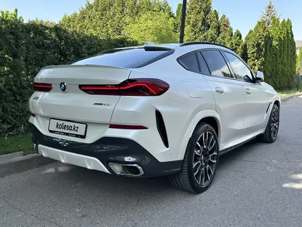 BMW X6 2024 года за 59 500 000 тг. в Алматы – фото 4