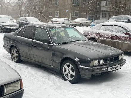 BMW 520 1990 года за 1 100 000 тг. в Караганда – фото 3