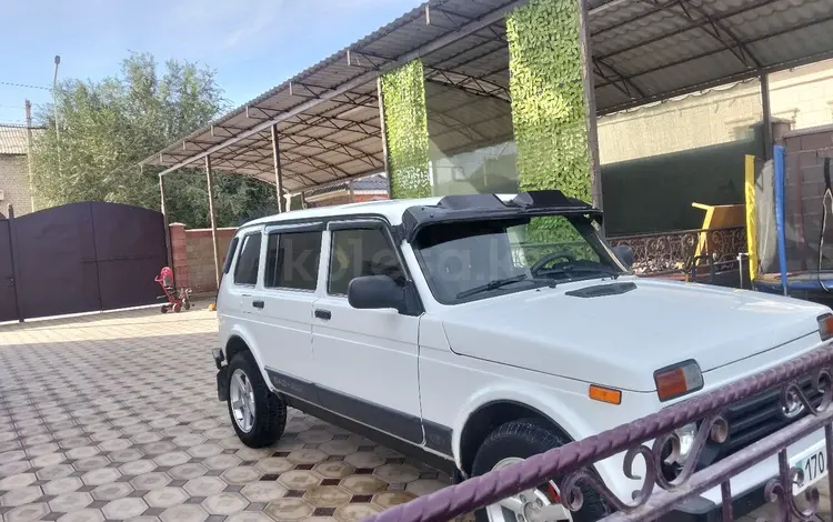 ВАЗ (Lada) Lada 2131 (5-ти дверный) 2015 года за 2 500 000 тг. в Кызылорда