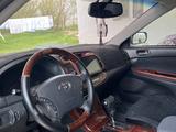 Toyota Camry 2005 года за 5 500 000 тг. в Тараз – фото 2