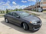 Toyota Camry 2014 года за 6 400 000 тг. в Актобе