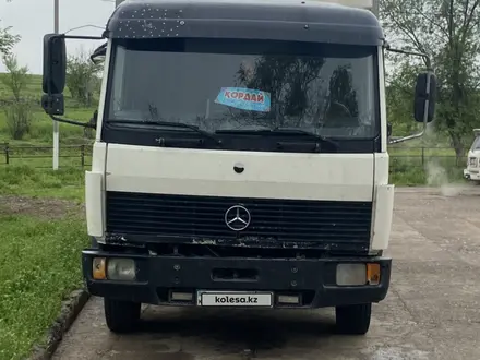 Mercedes-Benz 1990 года за 6 000 000 тг. в Алматы