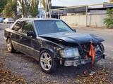 Mercedes-Benz E 220 1995 года за 900 000 тг. в Жаркент
