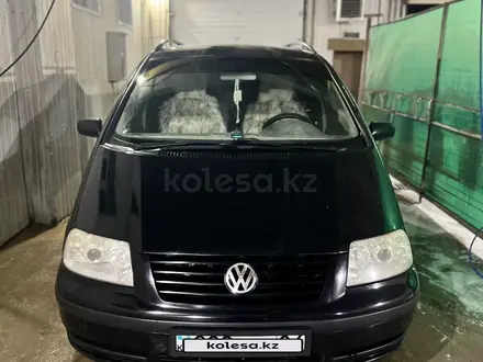 Volkswagen Sharan 2002 года за 3 200 000 тг. в Актобе – фото 8