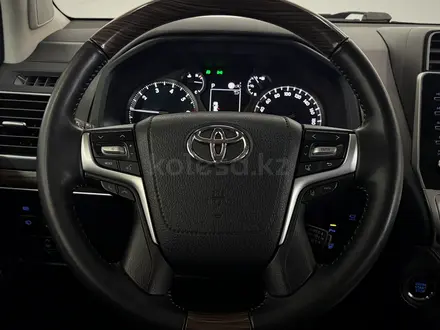 Toyota Land Cruiser Prado Luxe 2022 года за 35 490 000 тг. в Астана – фото 14