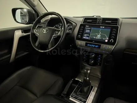 Toyota Land Cruiser Prado Luxe 2022 года за 35 490 000 тг. в Астана – фото 13