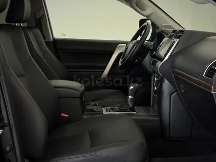Toyota Land Cruiser Prado Luxe 2022 года за 35 490 000 тг. в Астана – фото 6