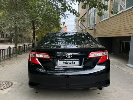 Toyota Camry 2013 года за 5 000 000 тг. в Актобе – фото 8