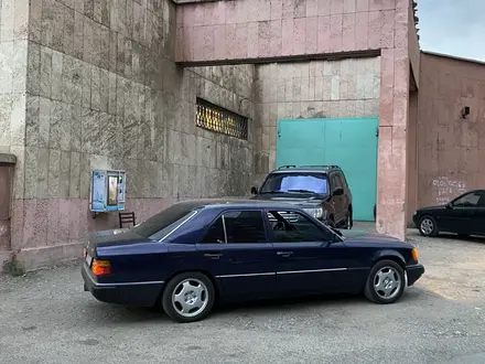 Mercedes-Benz E 230 1990 года за 2 000 000 тг. в Караганда – фото 16