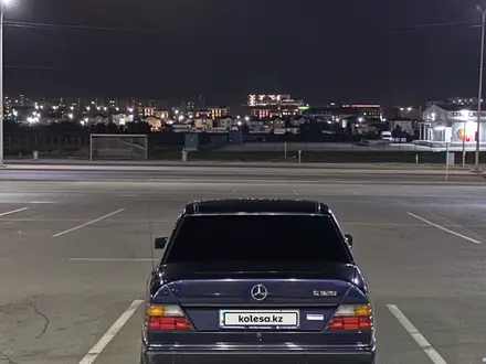 Mercedes-Benz E 230 1990 года за 2 000 000 тг. в Караганда – фото 8
