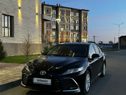 Toyota Camry 2023 года за 14 350 000 тг. в Астана – фото 15