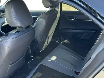 Toyota Camry 2023 года за 14 350 000 тг. в Астана – фото 7