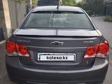 Chevrolet Cruze 2014 годаүшін4 500 000 тг. в Алматы – фото 3