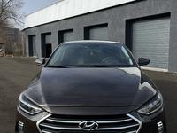 Hyundai Elantra 2018 года за 9 200 000 тг. в Уральск