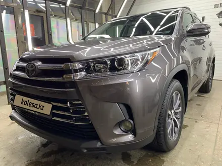 Toyota Highlander 2017 года за 18 500 000 тг. в Астана – фото 4