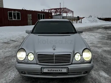 Mercedes-Benz E 320 1998 года за 3 000 000 тг. в Астана