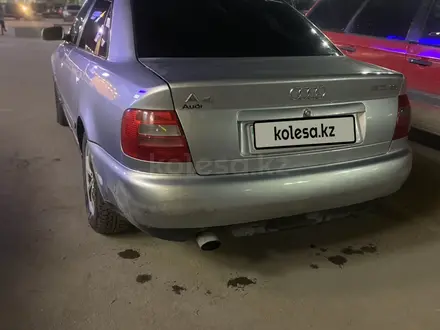 Audi A4 1997 года за 1 600 000 тг. в Костанай – фото 3