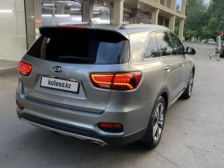 Kia Sorento 2019 года за 14 500 000 тг. в Алматы – фото 21