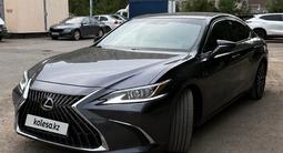 Lexus ES 250 2022 года за 21 000 000 тг. в Астана – фото 2