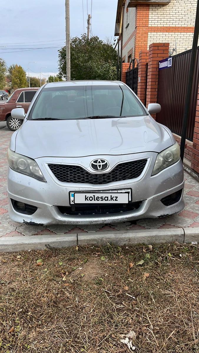 Toyota Camry 2009 г.