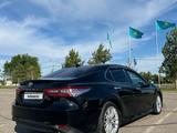 Toyota Camry 2020 года за 13 500 000 тг. в Тараз – фото 4
