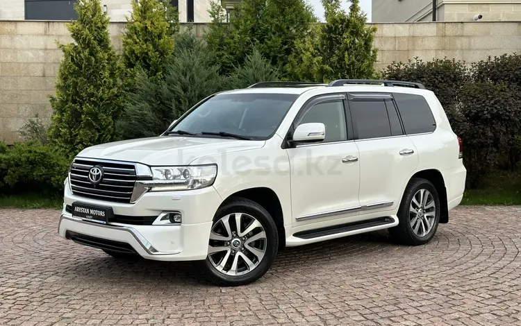 Toyota Land Cruiser 2016 годаүшін33 000 000 тг. в Алматы