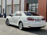 Toyota Camry 2015 годаүшін10 200 000 тг. в Актау – фото 2