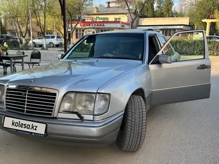 Mercedes-Benz E 280 1993 года за 2 250 000 тг. в Туркестан – фото 13