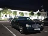 Mercedes-Benz E 200 1996 годаүшін2 400 000 тг. в Караганда