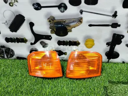 Поворотники на toyota Carib Тойота кариб за 15 000 тг. в Алматы