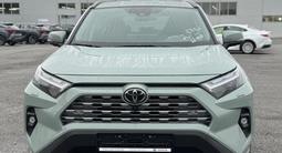 Toyota RAV4 Luxe+ 2025 года за 21 500 000 тг. в Актобе – фото 2