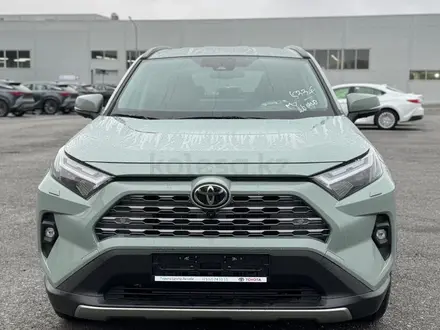 Toyota RAV4 Luxe+ 2025 года за 21 500 000 тг. в Актобе – фото 2