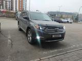 Toyota Highlander 2012 года за 11 000 000 тг. в Караганда