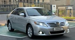 Toyota Camry 2010 года за 7 450 000 тг. в Алматы