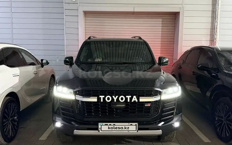Toyota Land Cruiser 2023 года за 53 900 000 тг. в Астана