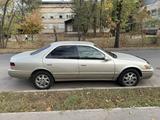 Toyota Camry 1998 года за 2 600 000 тг. в Алматы – фото 5