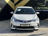 Toyota Corolla 2017 года за 8 390 000 тг. в Атырау – фото 2